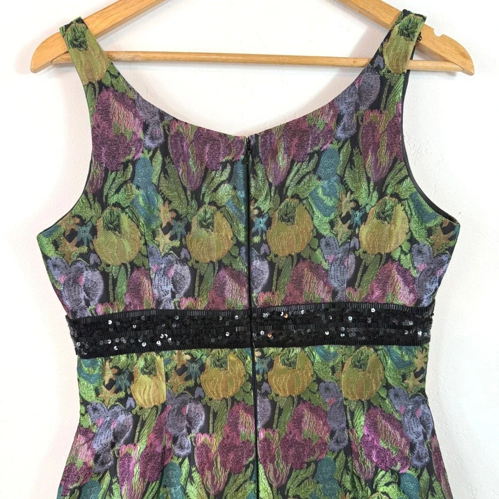 Carmen Marc‎ Valvo Floral Brocade Cocktail Dress Sleeveless Sheath Sequin Glam 8